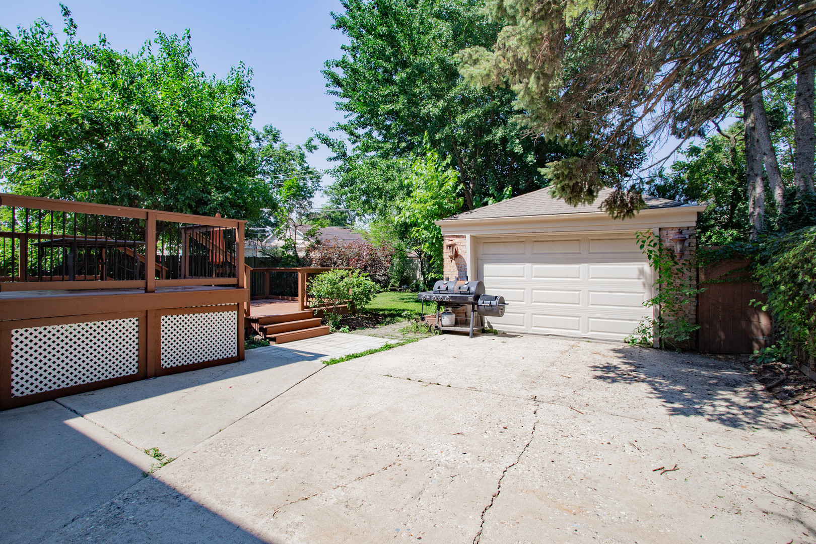 974 Webster Lane, Des Plaines, IL 60016