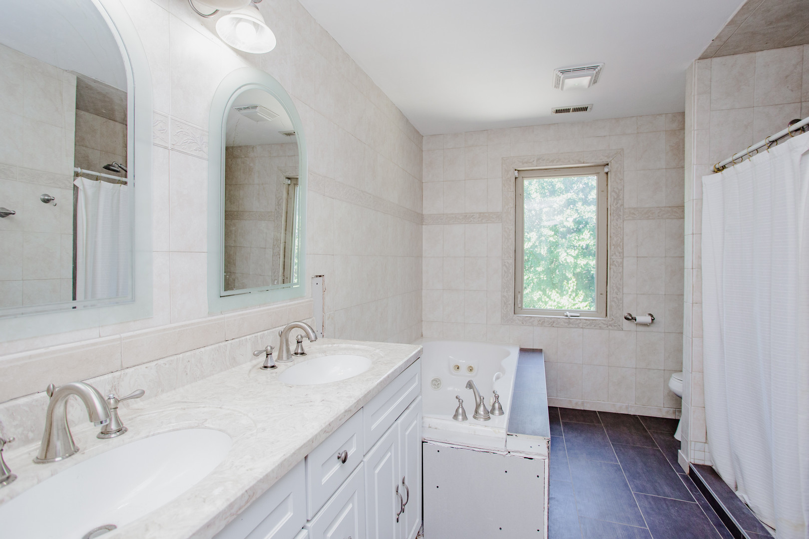 974 Webster Lane, Des Plaines, IL 60016