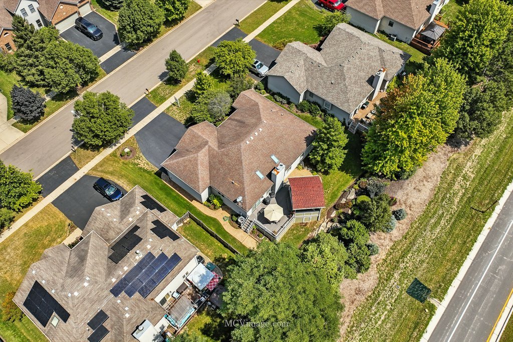 414 Sudbury Circle, Oswego, IL 60543