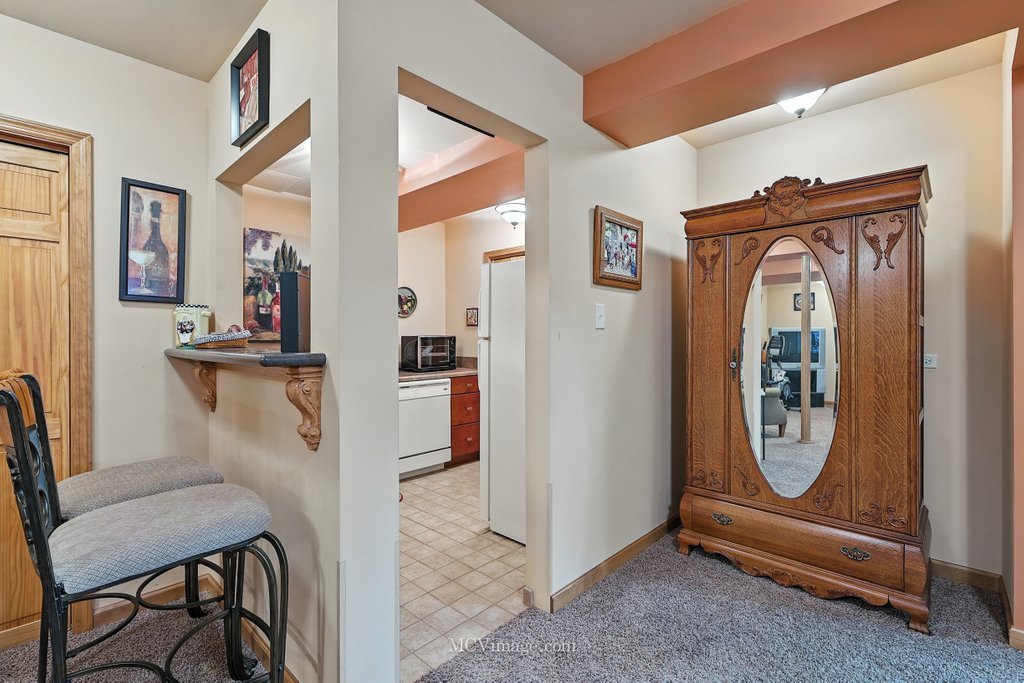 414 Sudbury Circle, Oswego, IL 60543