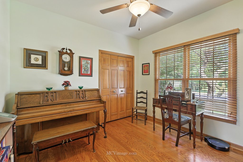 414 Sudbury Circle, Oswego, IL 60543