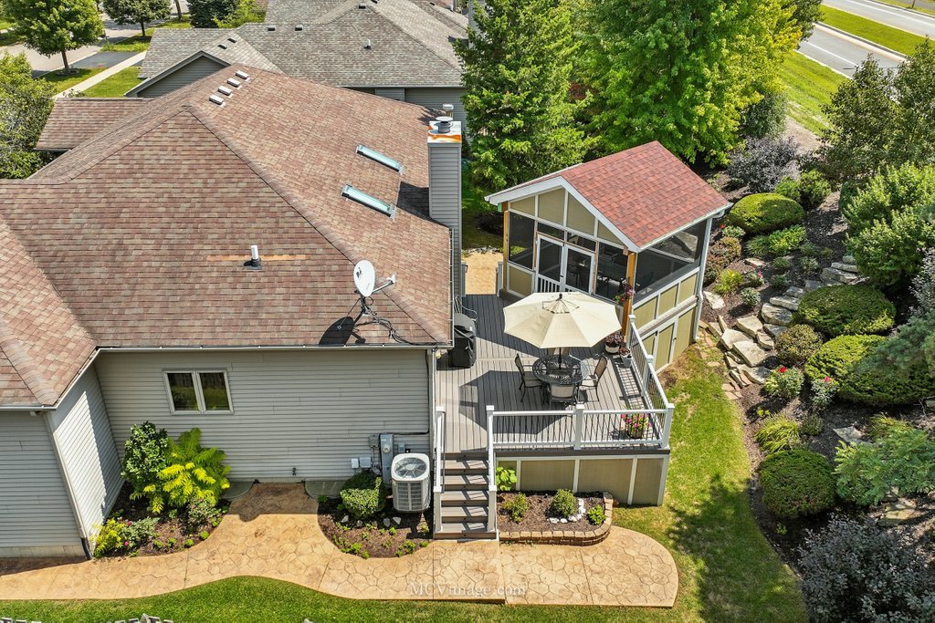 414 Sudbury Circle, Oswego, IL 60543