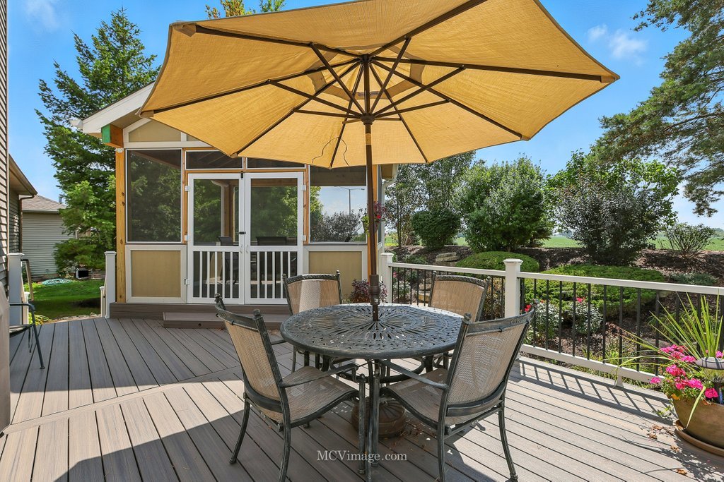 414 Sudbury Circle, Oswego, IL 60543