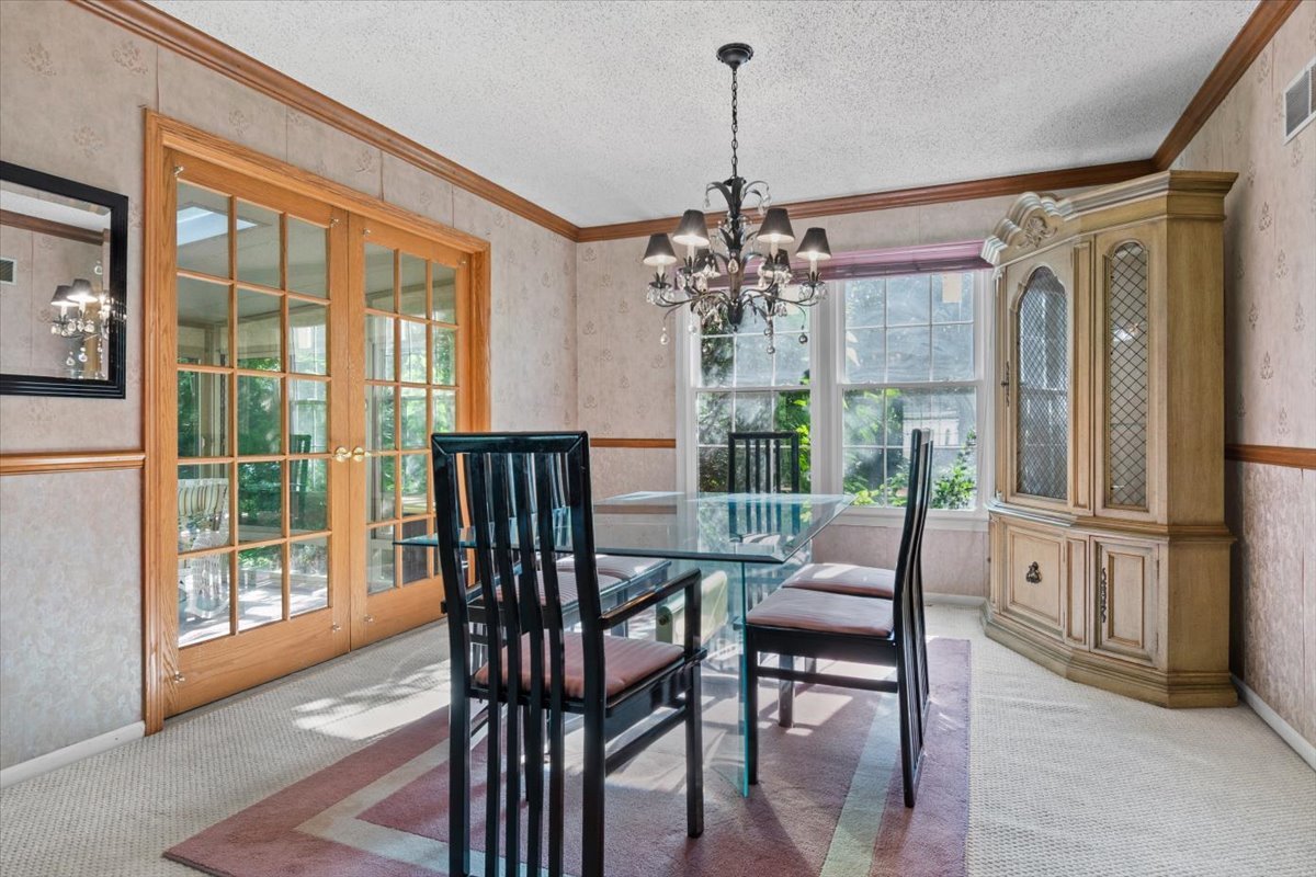 2200 Mecan Drive, Naperville, IL 60564