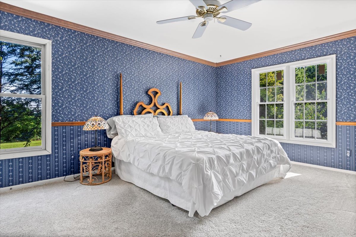 2200 Mecan Drive, Naperville, IL 60564