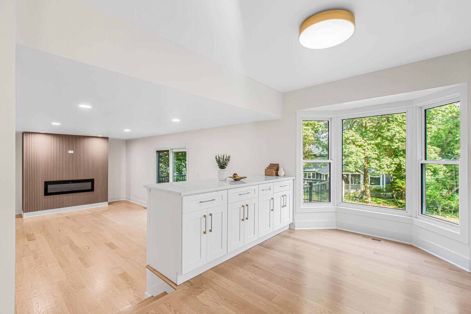 5N683 Ravine Drive, St. Charles, IL 60175
