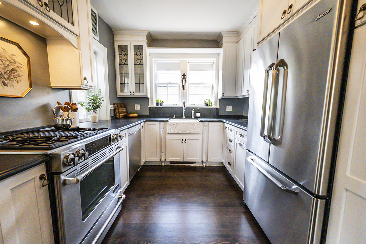 1001 S Brainard Avenue, La Grange, IL 60525