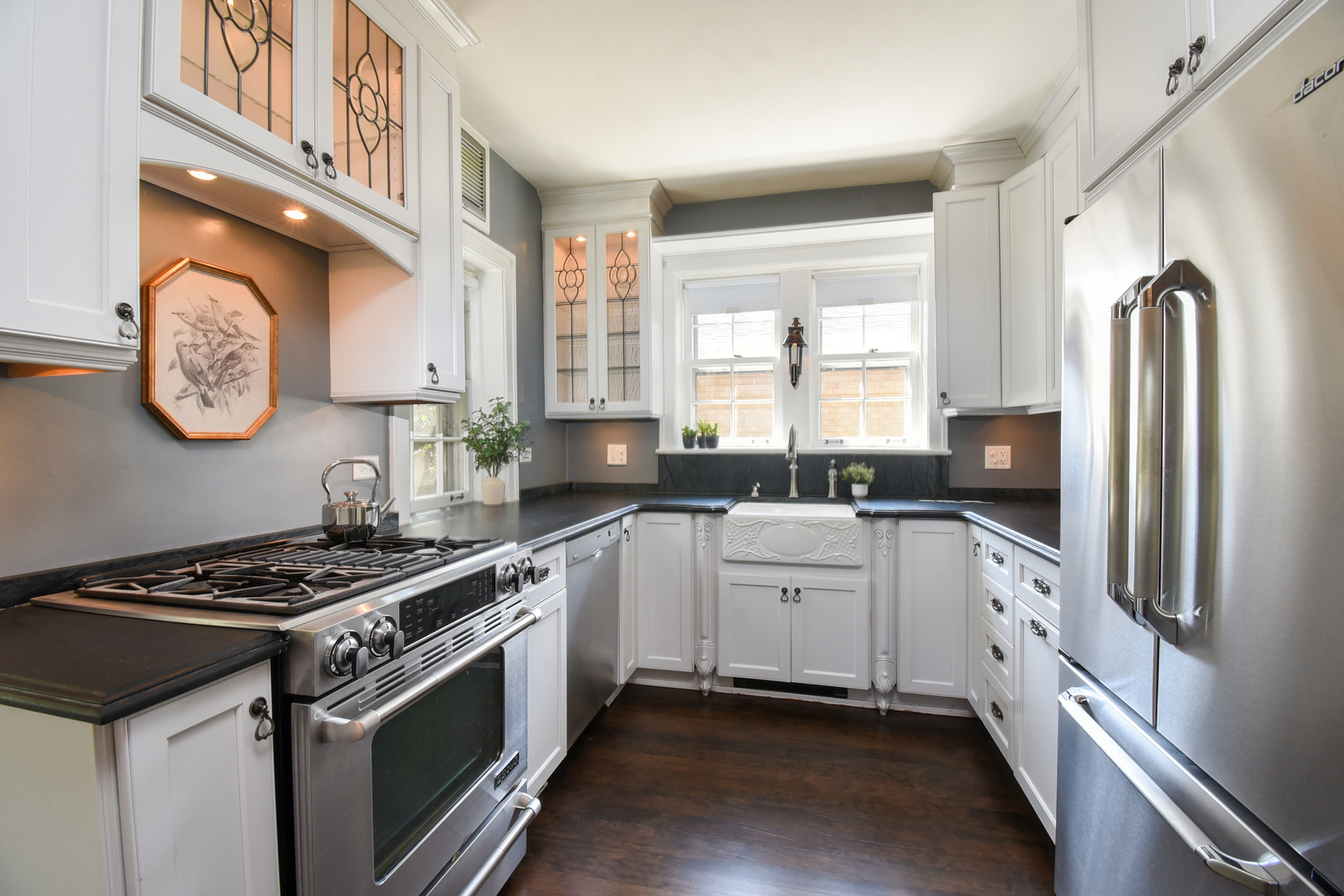 1001 S Brainard Avenue, La Grange, IL 60525