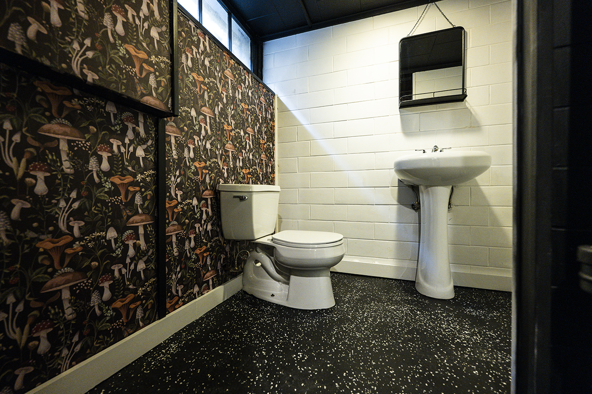 1001 S Brainard Avenue, La Grange, IL 60525