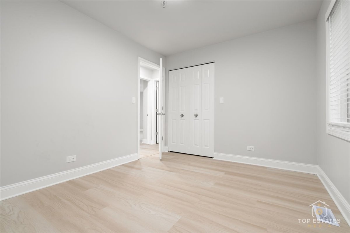 960 Ivy Lane #A, Deerfield, IL 60015