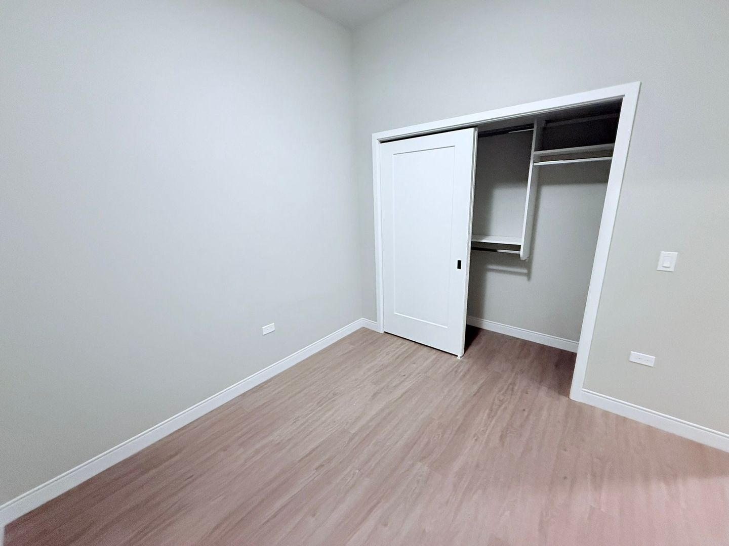464 Glenwood Avenue #318, Glen Ellyn, IL 60137