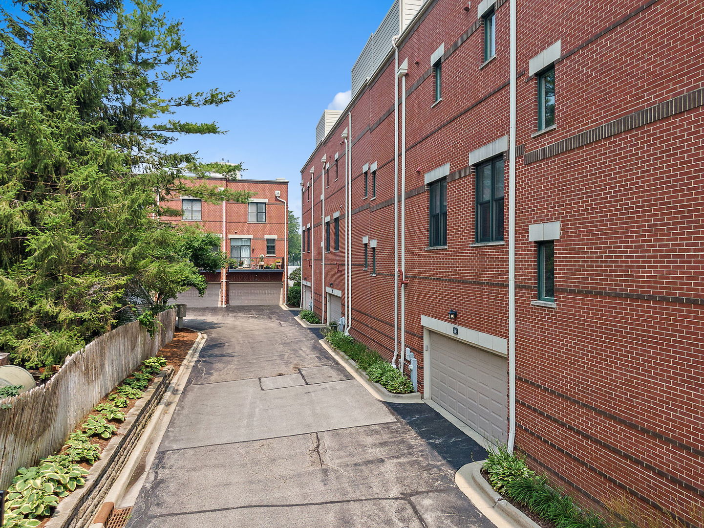 84 N Smith Street, Palatine, IL 60067
