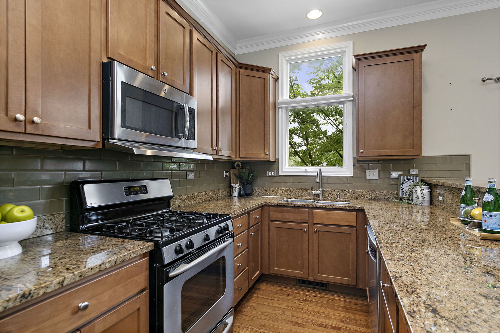 84 N Smith Street, Palatine, IL 60067