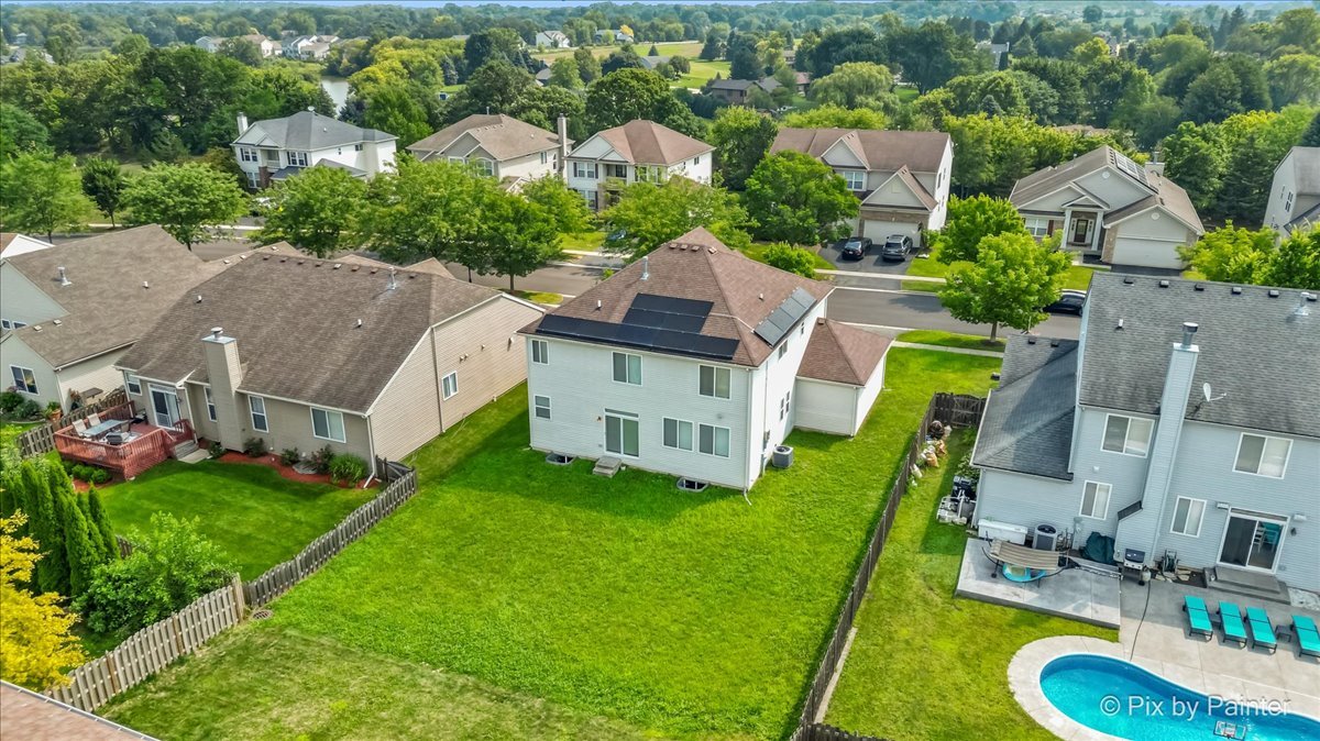 1312 Wentworth Drive, Volo, IL 60020