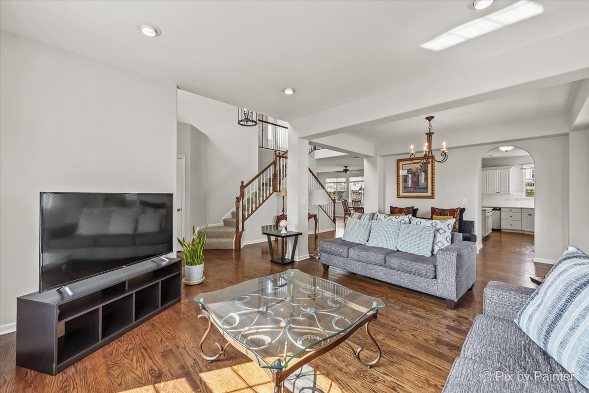 1312 Wentworth Drive, Volo, IL 60020