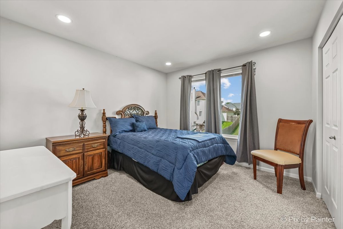 1312 Wentworth Drive, Volo, IL 60020