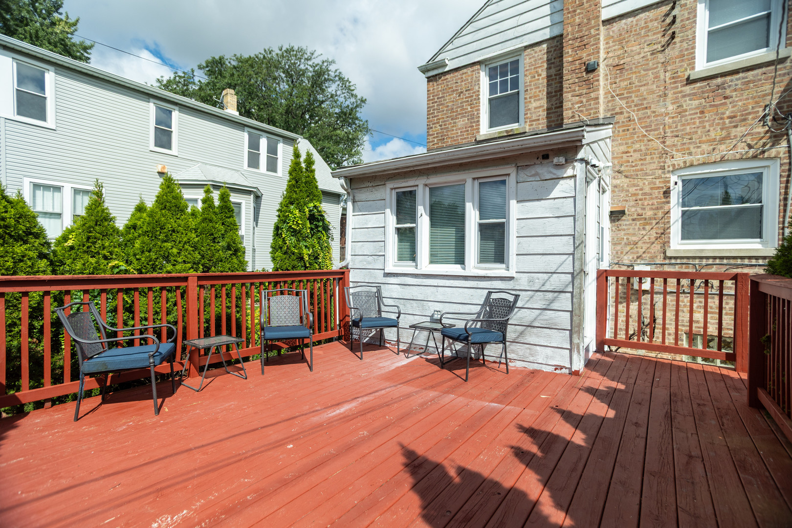 5615 W Dakin Street, Chicago, IL 60634