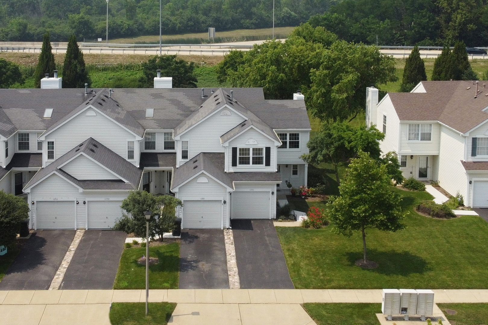 1286 S Candlestick Way #1286, Waukegan, IL 60085