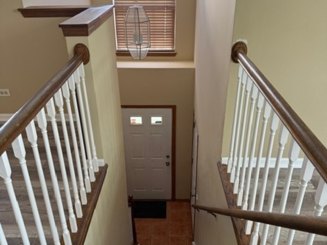 16 Tyler Court #B, Streamwood, IL 60107