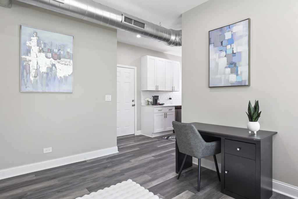 1111 Bonnie Brae Place #3E, River Forest, IL 60305