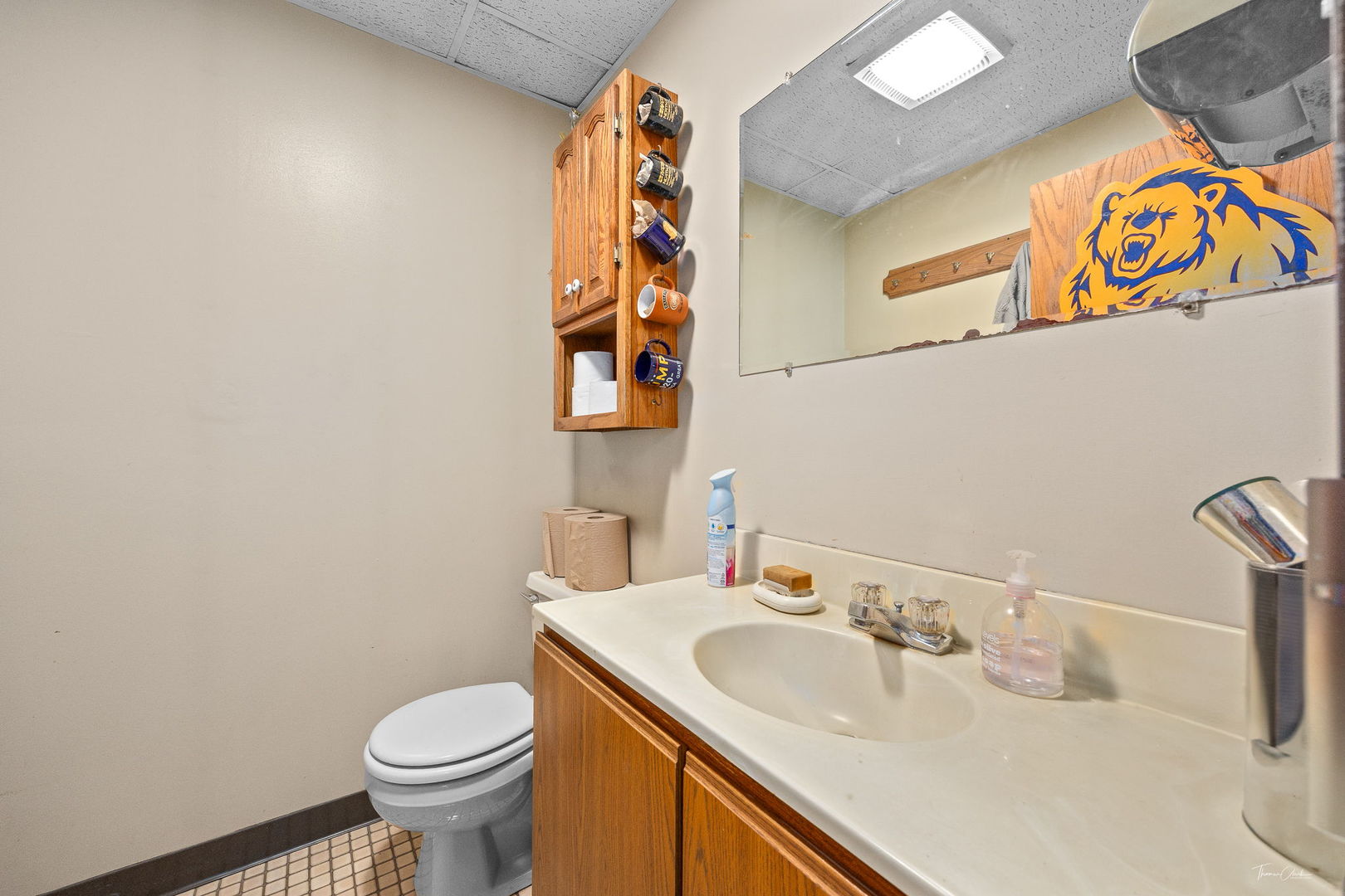 9363 S Ewing Avenue, Chicago, IL 60617