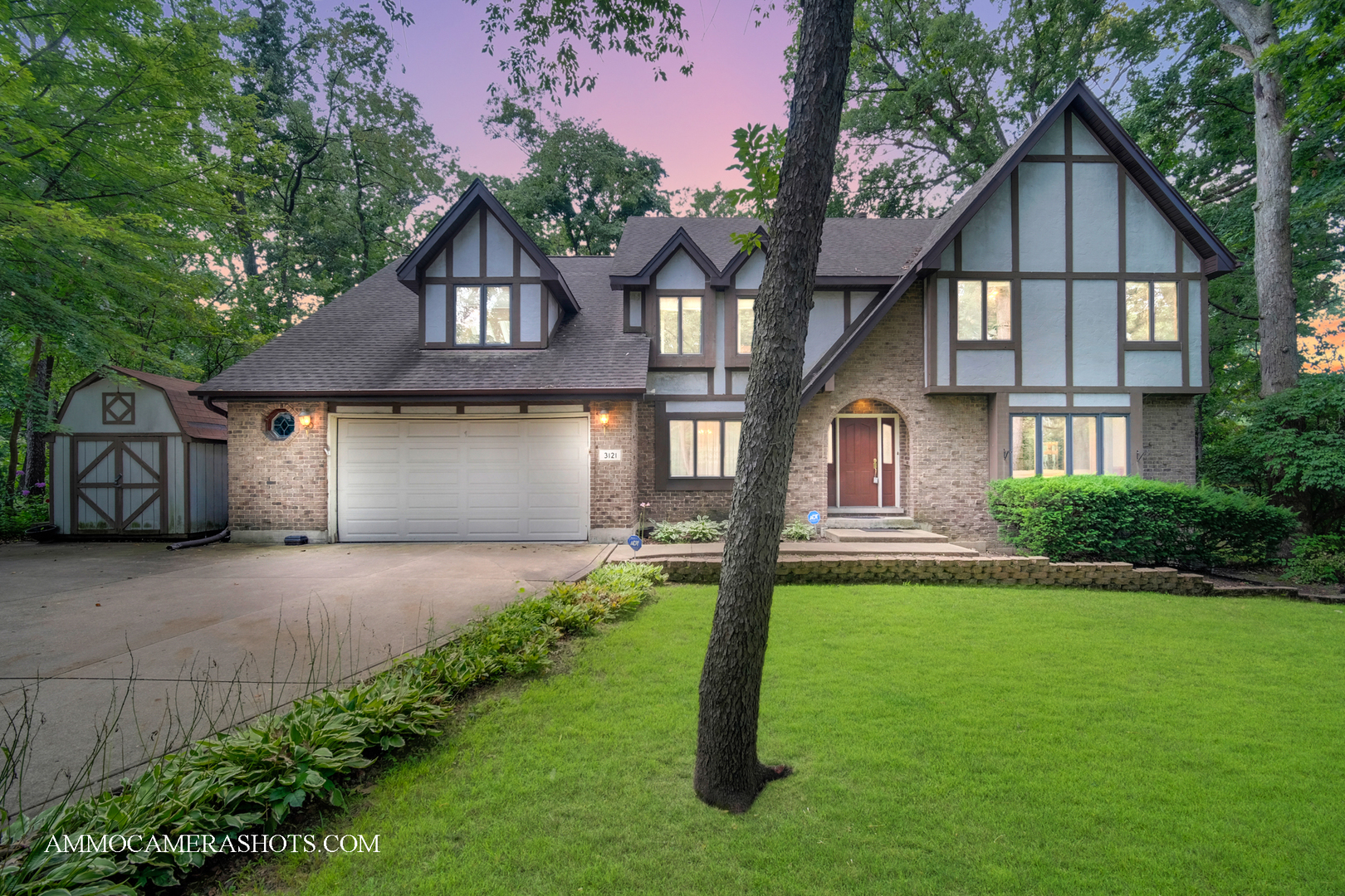 3121 Whispering Oaks Lane, Woodridge, IL 60517