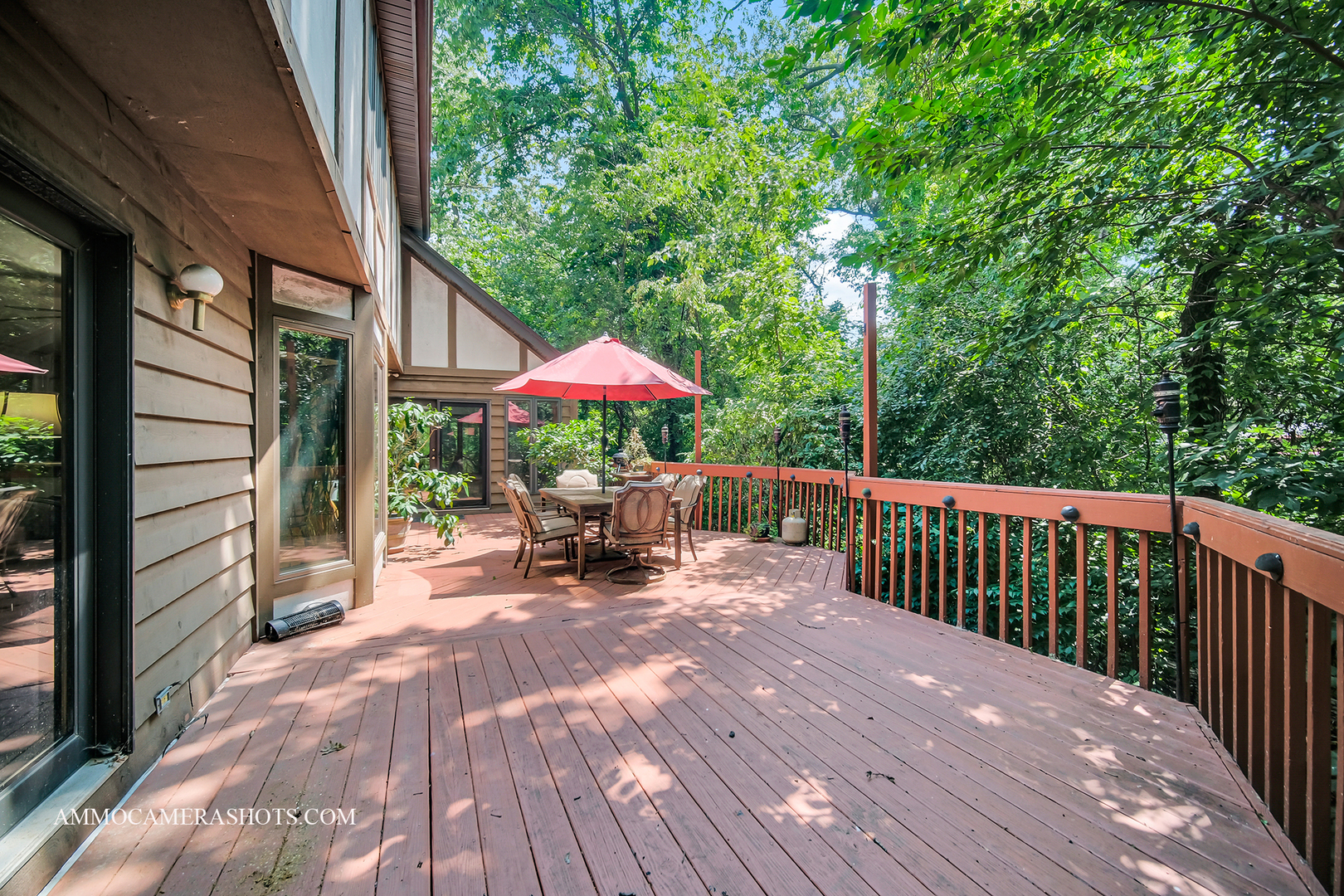 3121 Whispering Oaks Lane, Woodridge, IL 60517