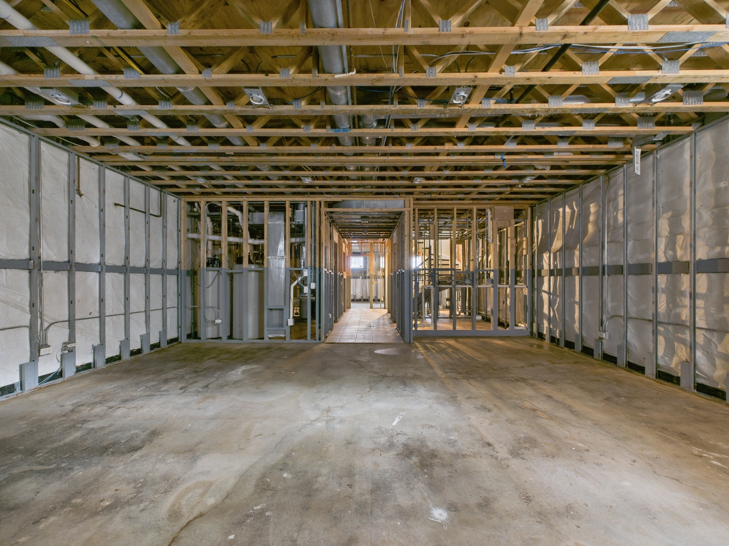 1242 W Dickens Avenue, Chicago, IL 60614
