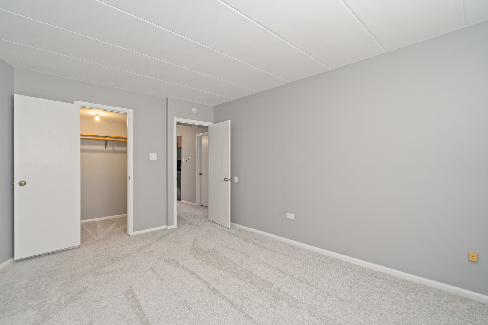 9812 S Nottingham Avenue #14, Chicago Ridge, IL 60415