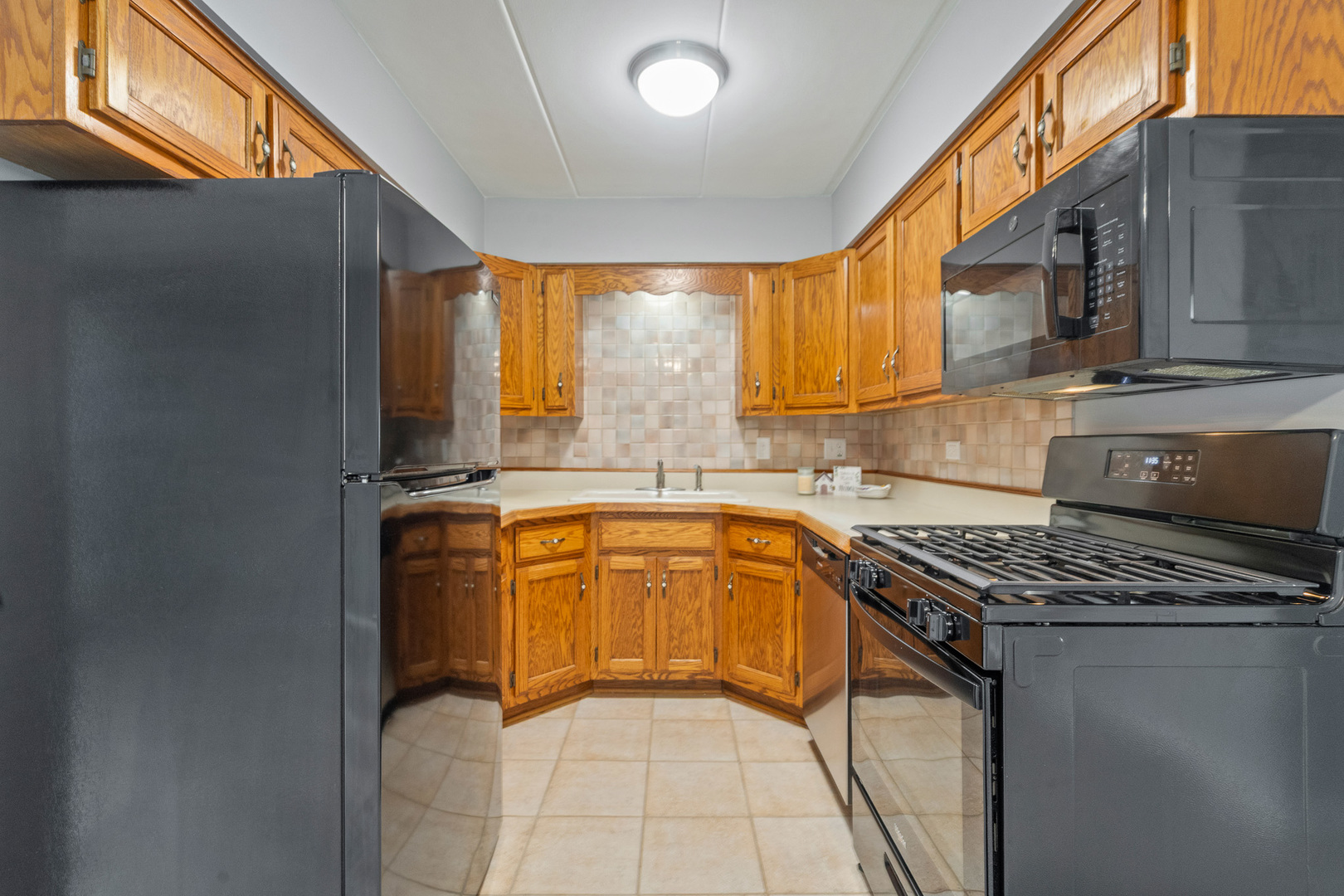 9812 S Nottingham Avenue #14, Chicago Ridge, IL 60415