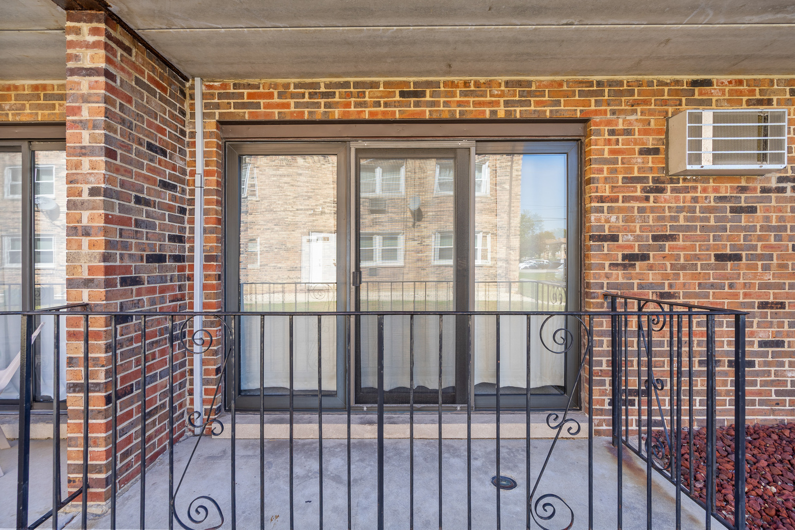 9812 S Nottingham Avenue #14, Chicago Ridge, IL 60415