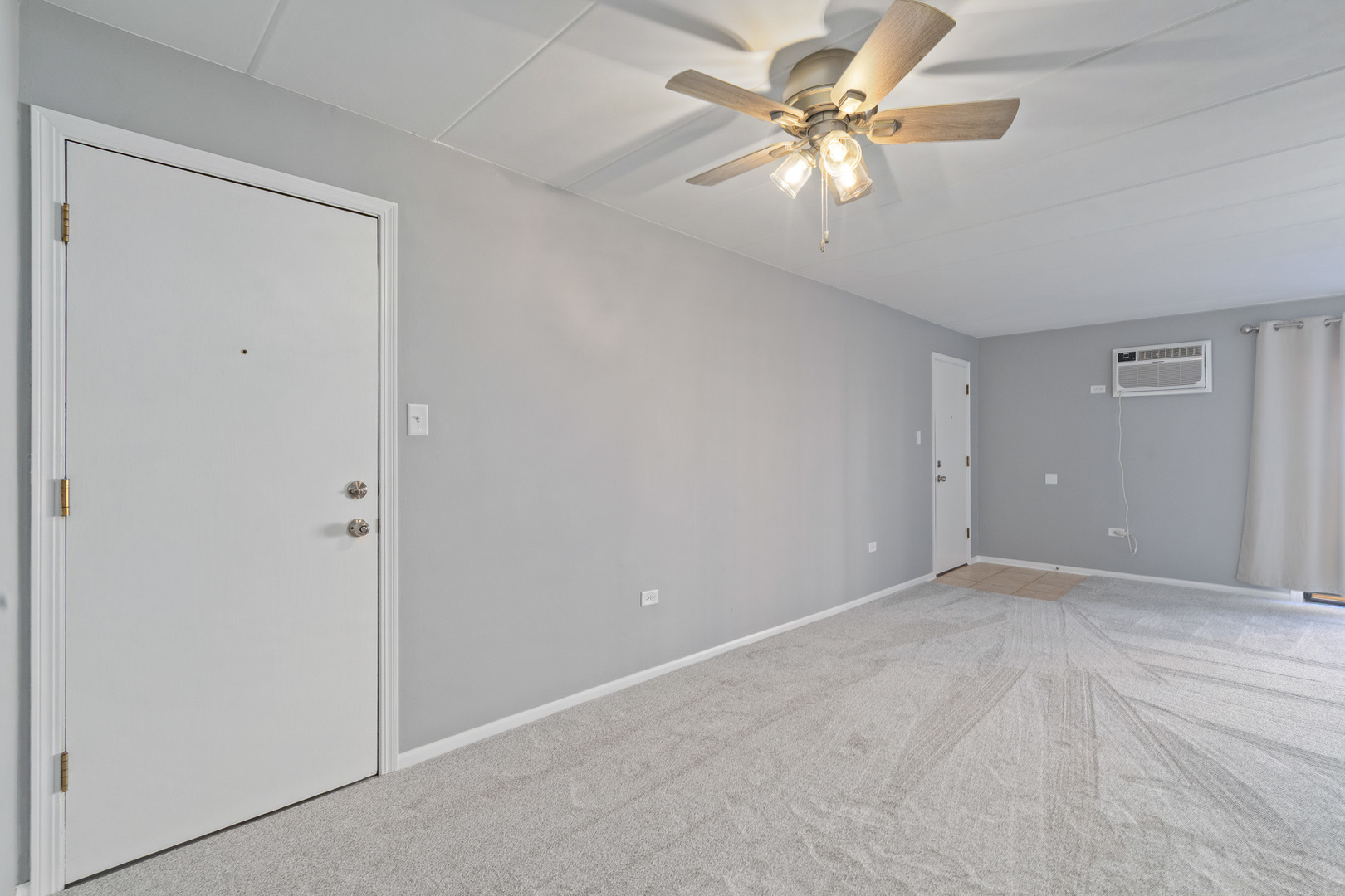 9812 S Nottingham Avenue #14, Chicago Ridge, IL 60415