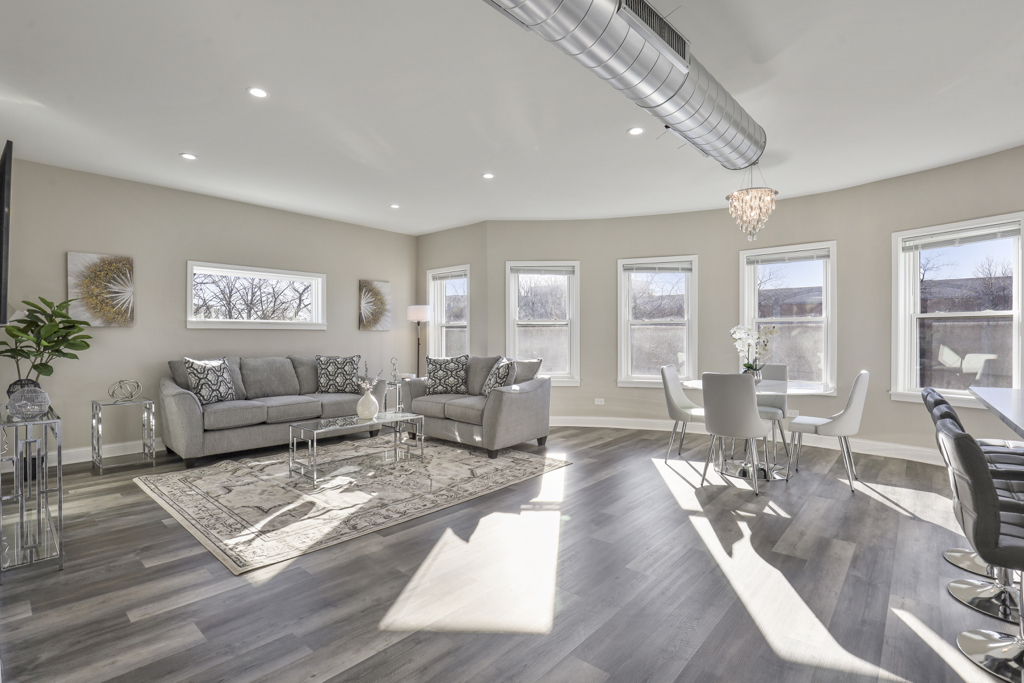 1111 Bonnie Brae Place #3W, River Forest, IL 60305