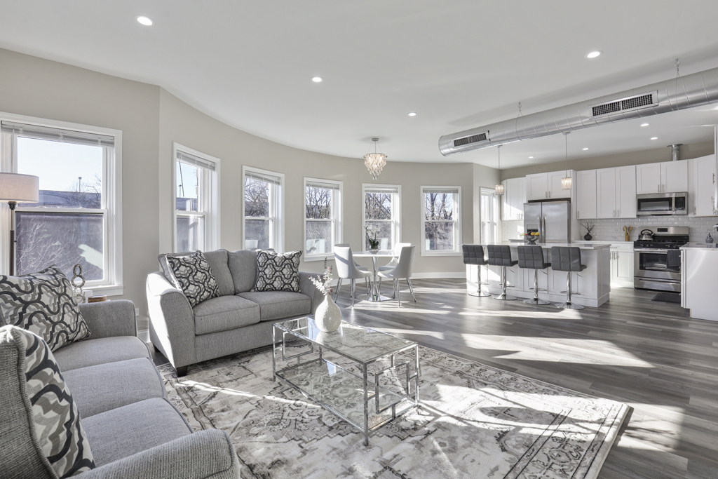 1111 Bonnie Brae Place #3W, River Forest, IL 60305