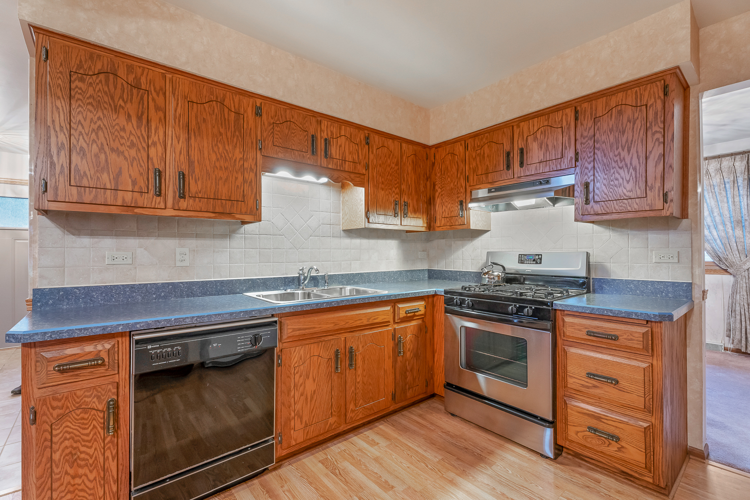 2205 182nd Street, Lansing, IL 60438