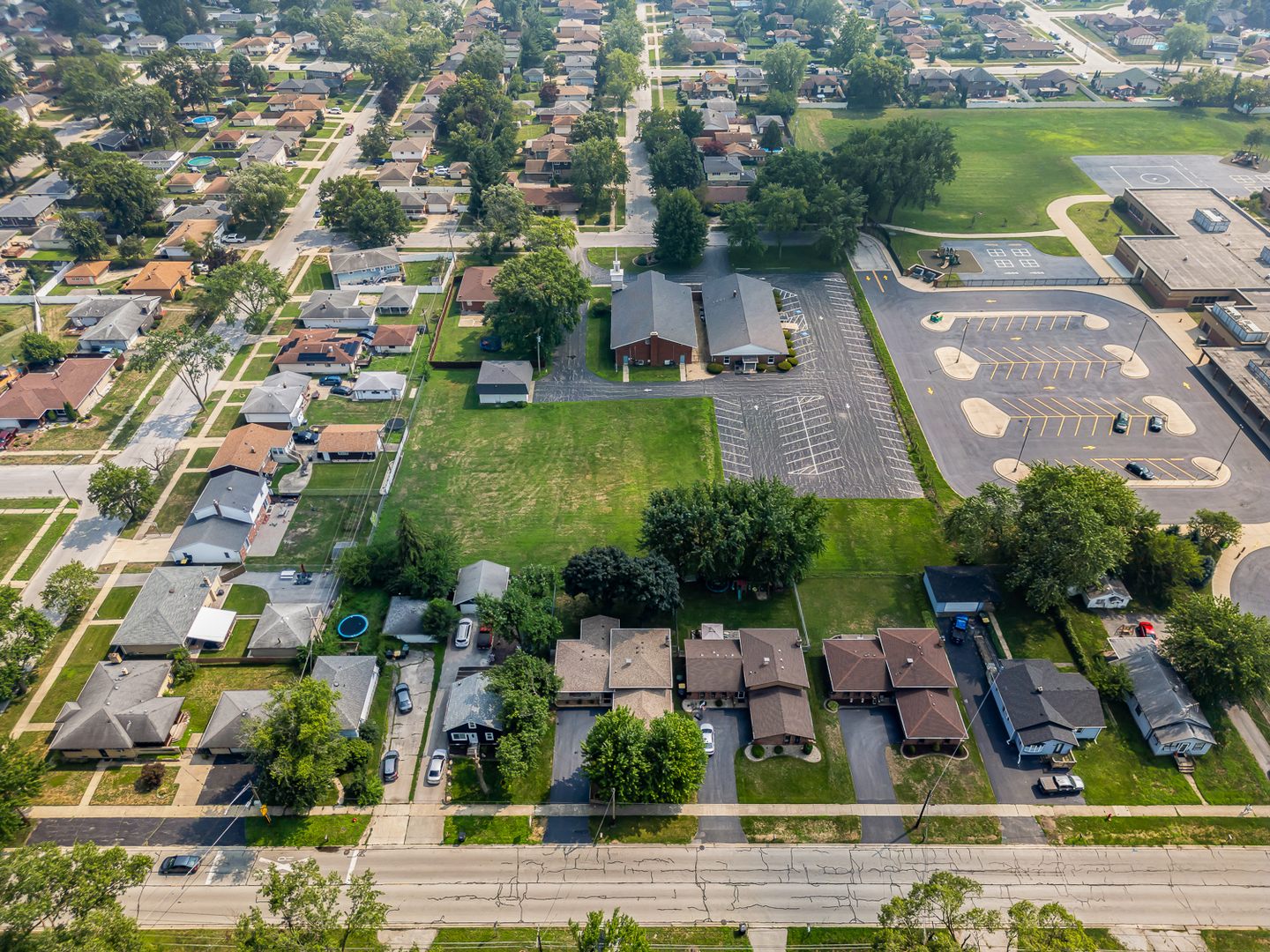 2205 182nd Street, Lansing, IL 60438