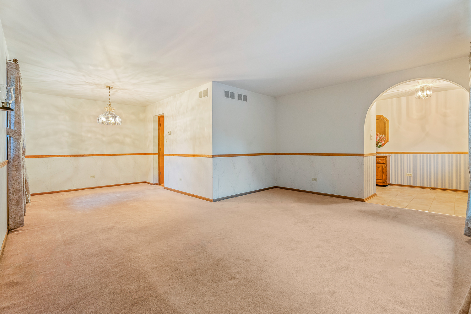 2205 182nd Street, Lansing, IL 60438