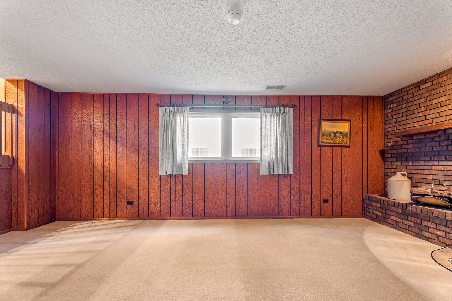 2205 182nd Street, Lansing, IL 60438