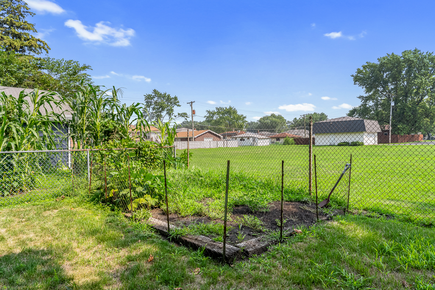2205 182nd Street, Lansing, IL 60438