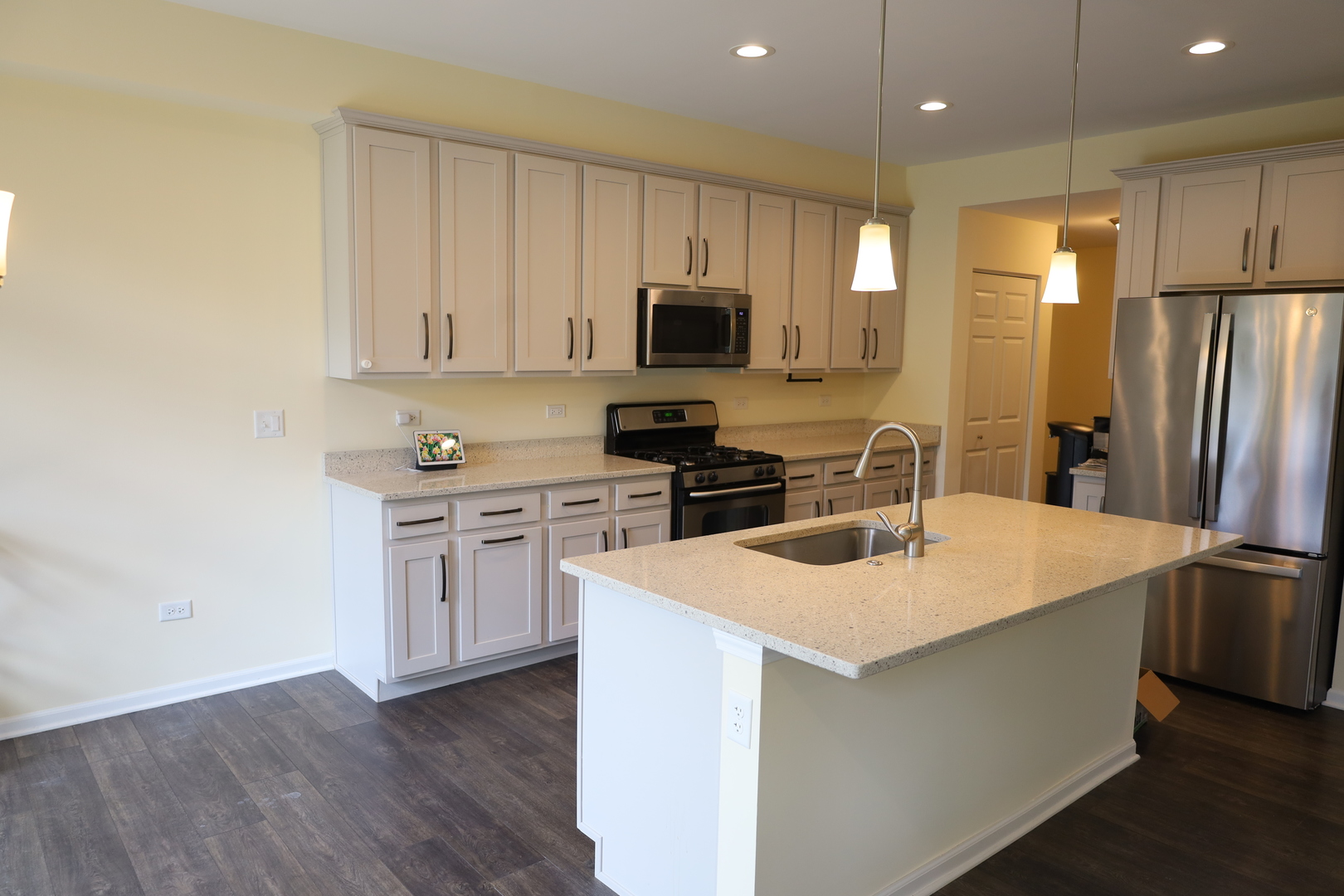 4152 Calder Lane, Aurora, IL 60504
