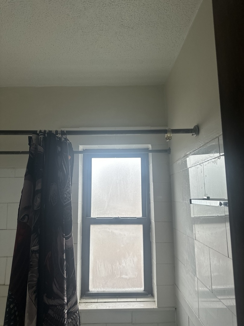 5480 S Cornell Avenue #712, Chicago, IL 60615