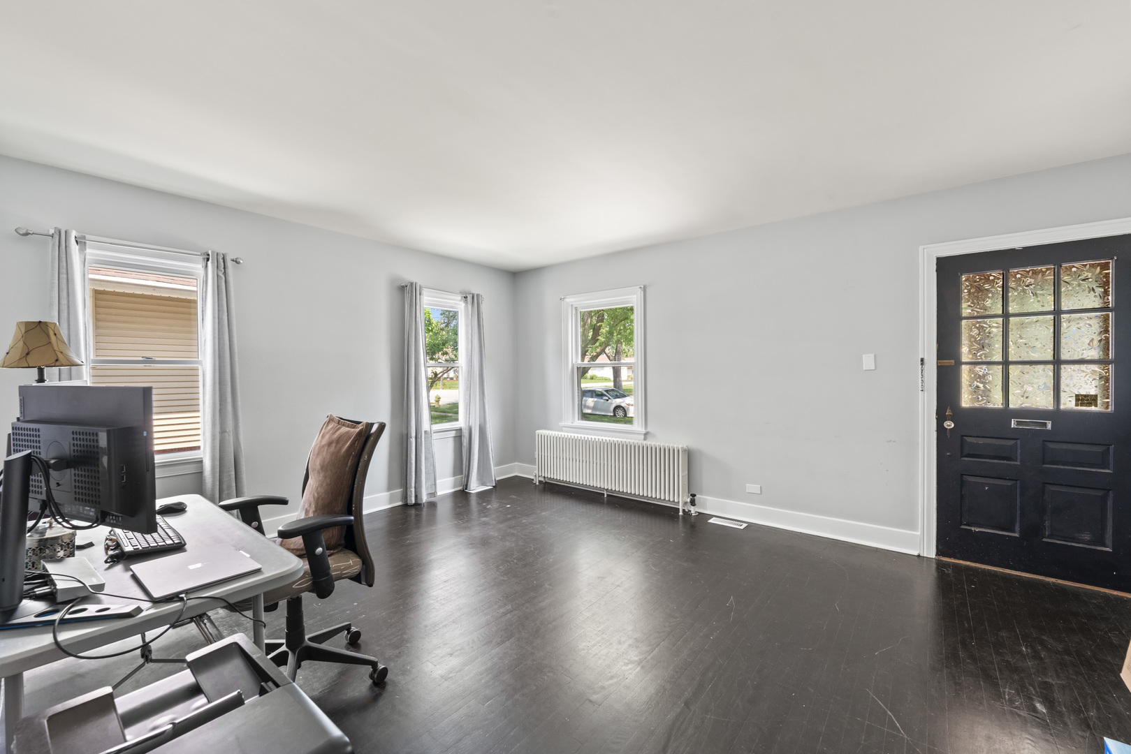 660 1st Street, Crete, IL 60417