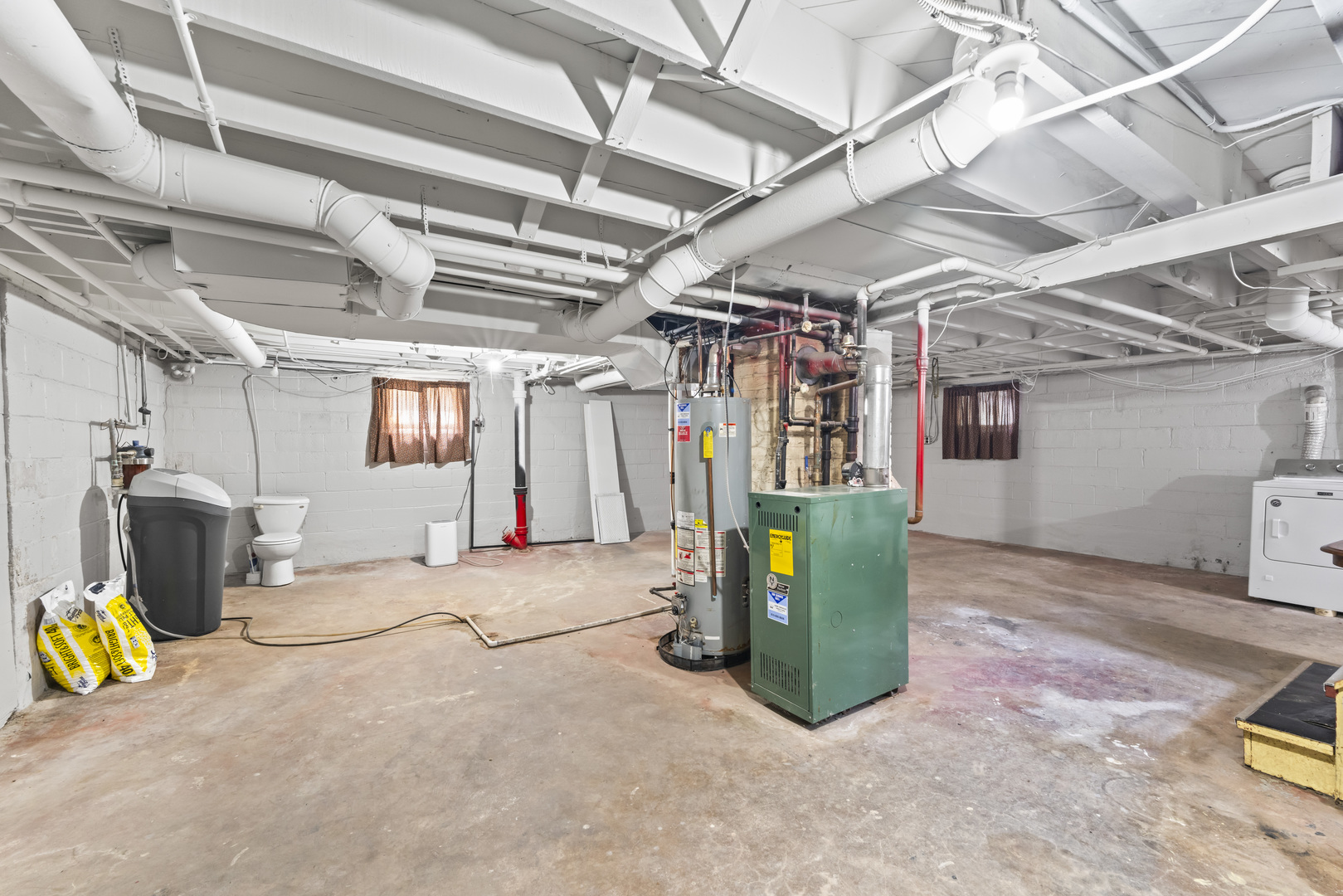 660 1st Street, Crete, IL 60417