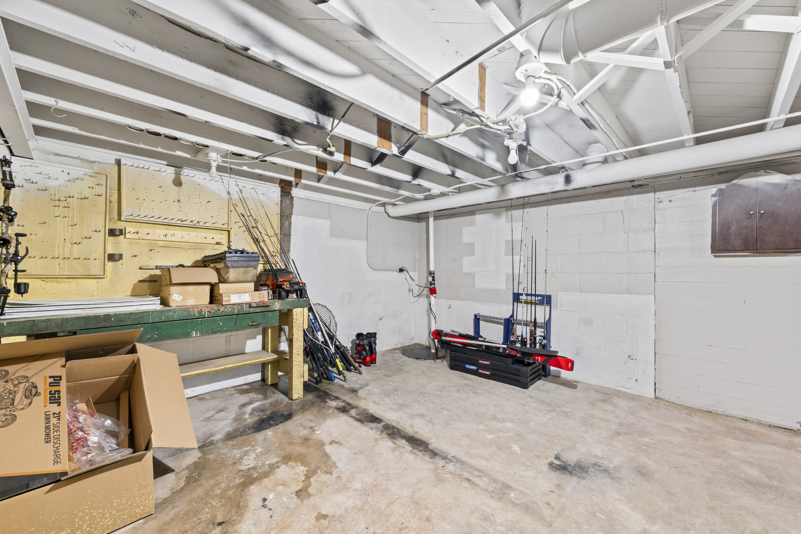 660 1st Street, Crete, IL 60417