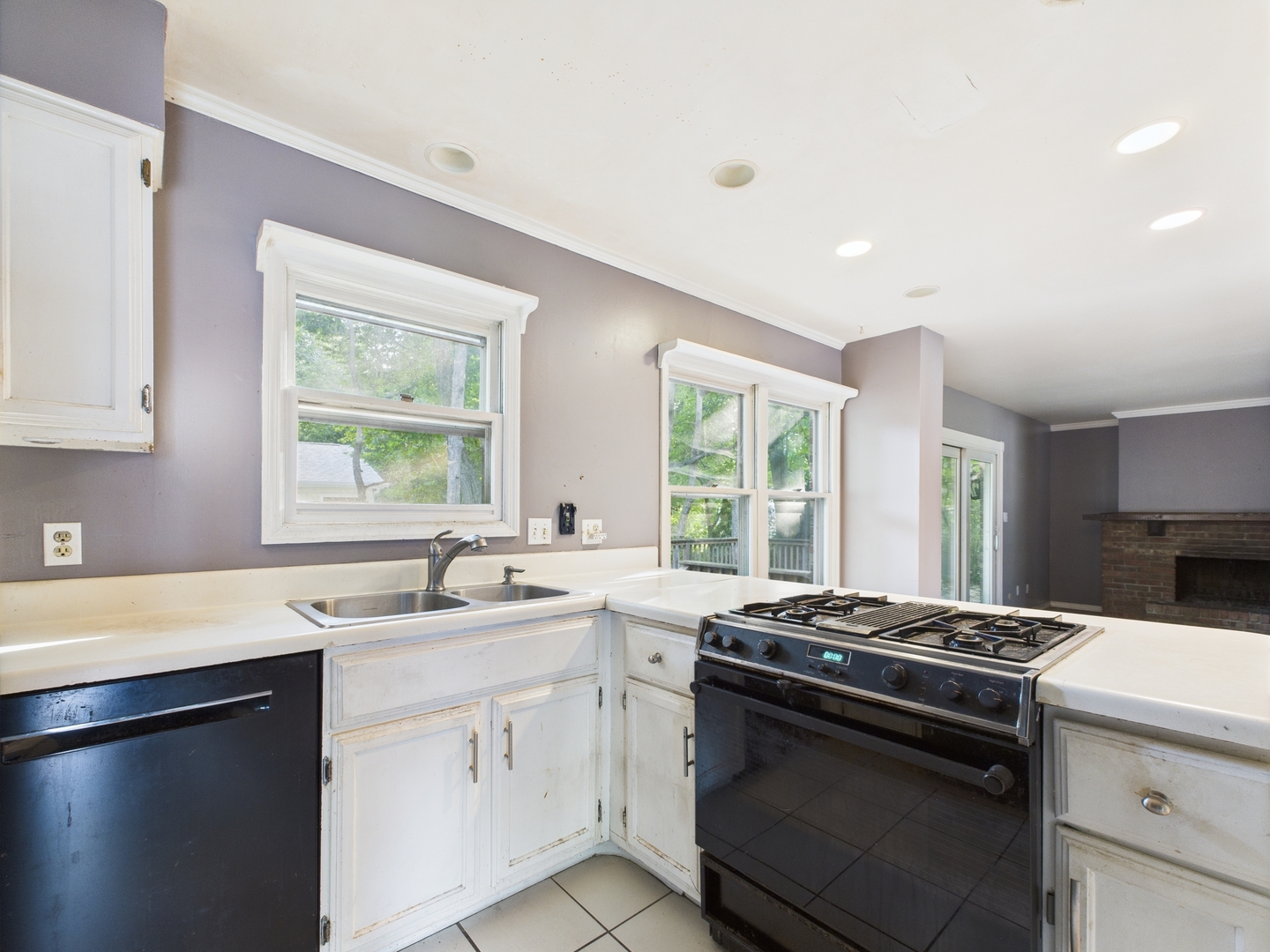 1136 Pine Court, Batavia, IL 60510