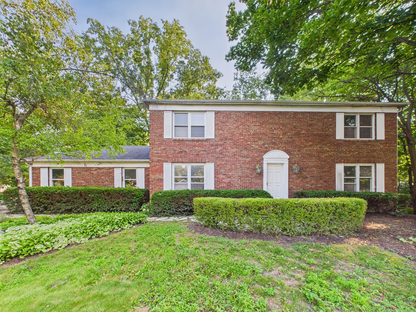 1136 Pine Court, Batavia, IL 60510