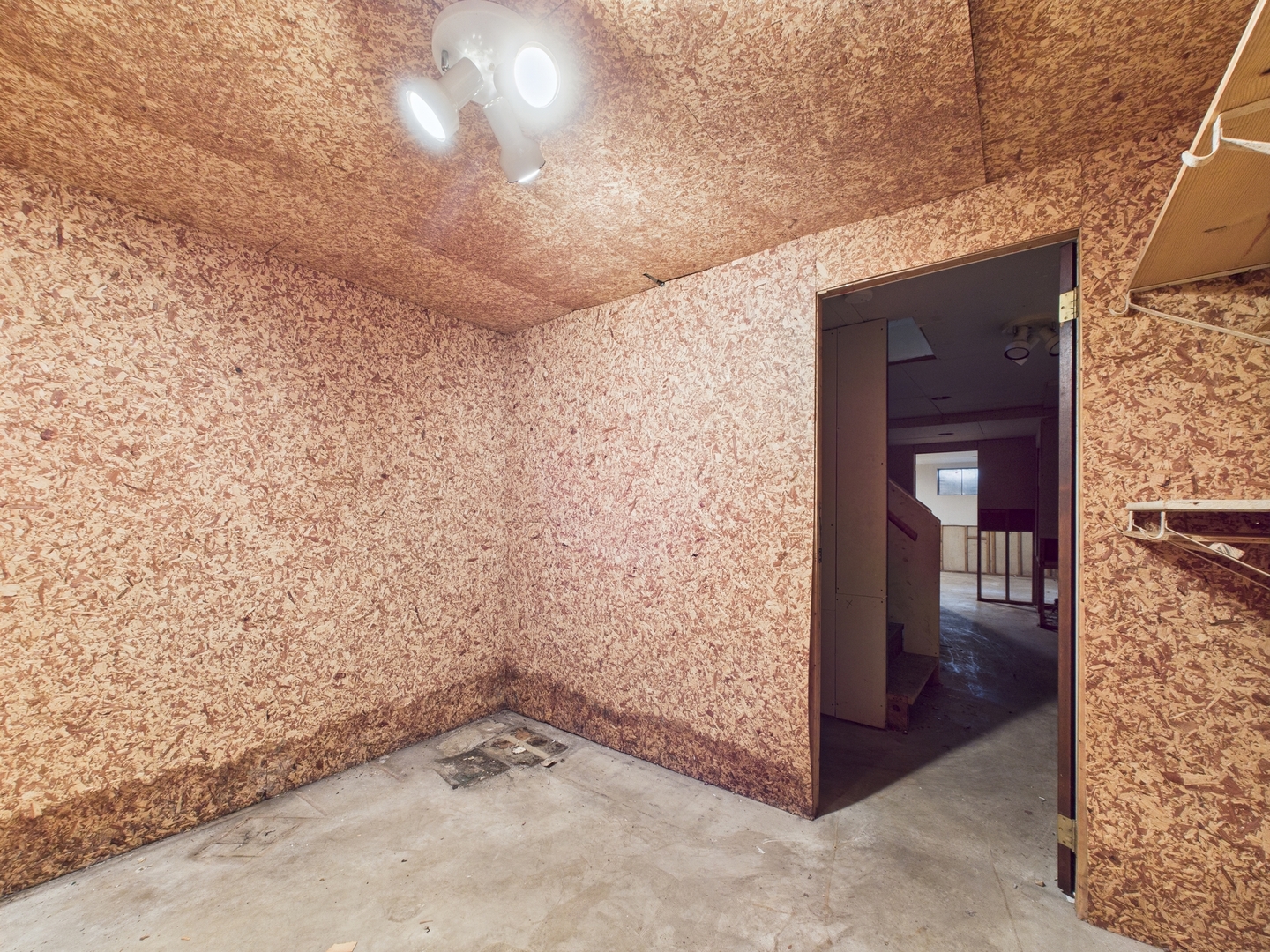 1136 Pine Court, Batavia, IL 60510