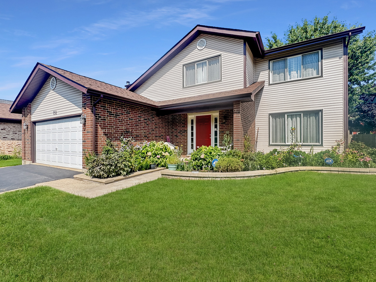 751 Garth Road, Wheeling, IL 60090