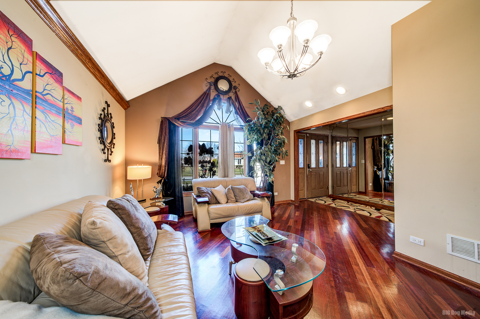 5641 W 81st Place, Burbank, IL 60459