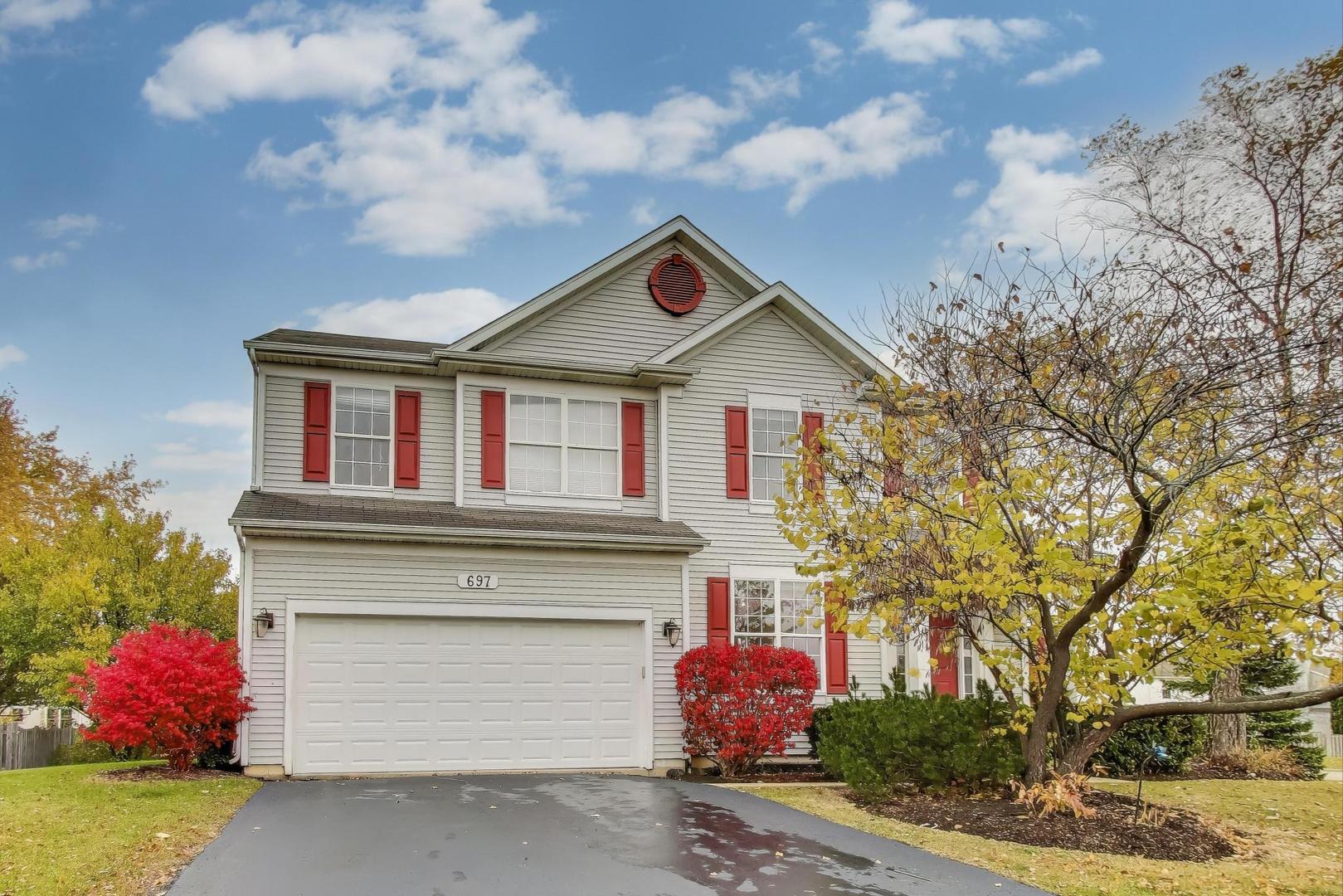 697 Providence Lane, Lindenhurst, IL 60046